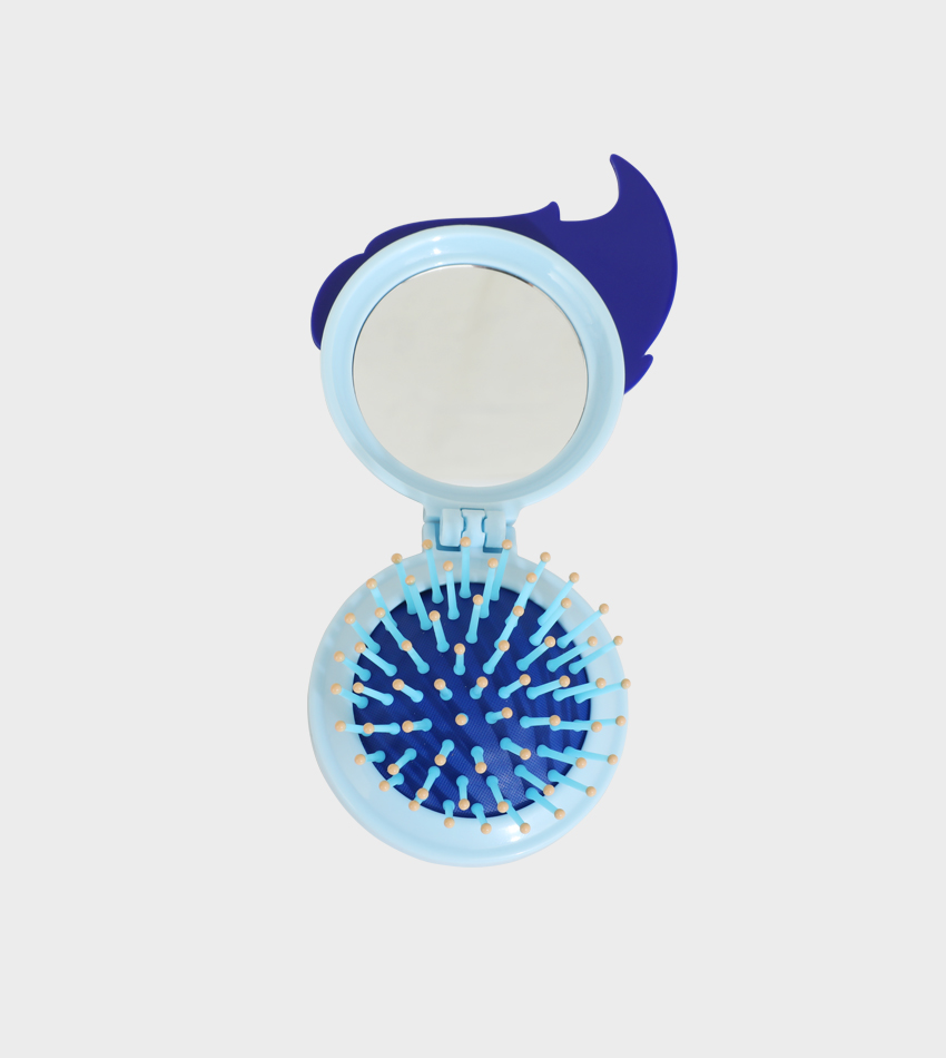 فرشاة ومرآةGB5477